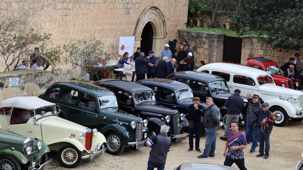 Attivita’: Wirja Statika ta’ Karozzi&nbsp;Antiki